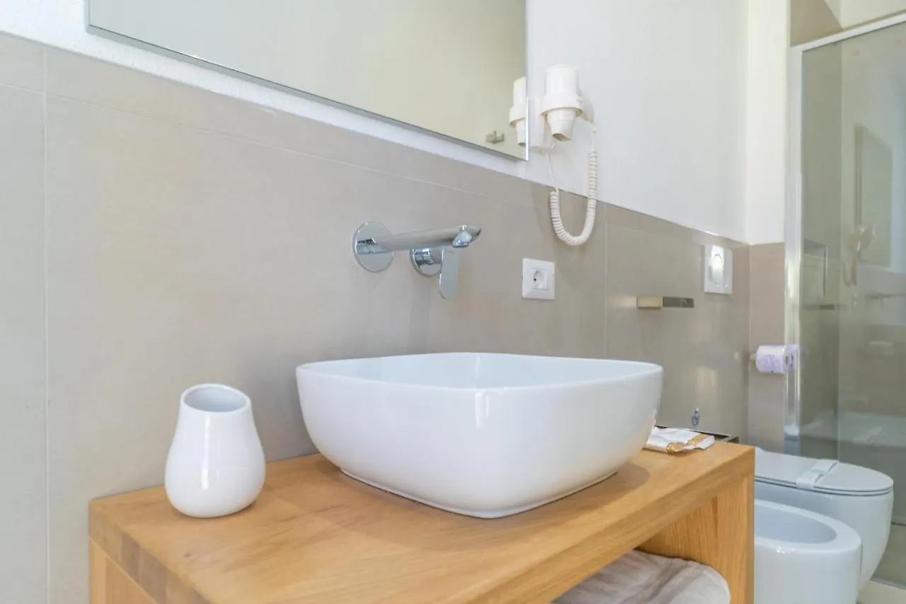 Nuova -Luxury Rooms & Apartment- Olbia Apartmán