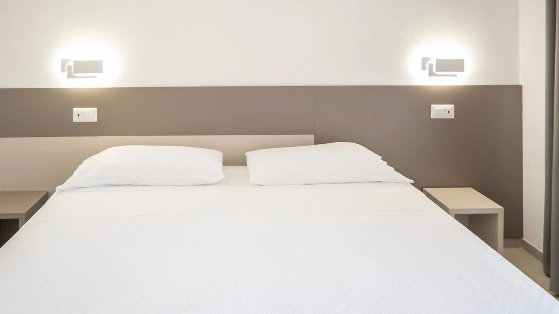 Nuova -Luxury Rooms & Apartment- Olbia