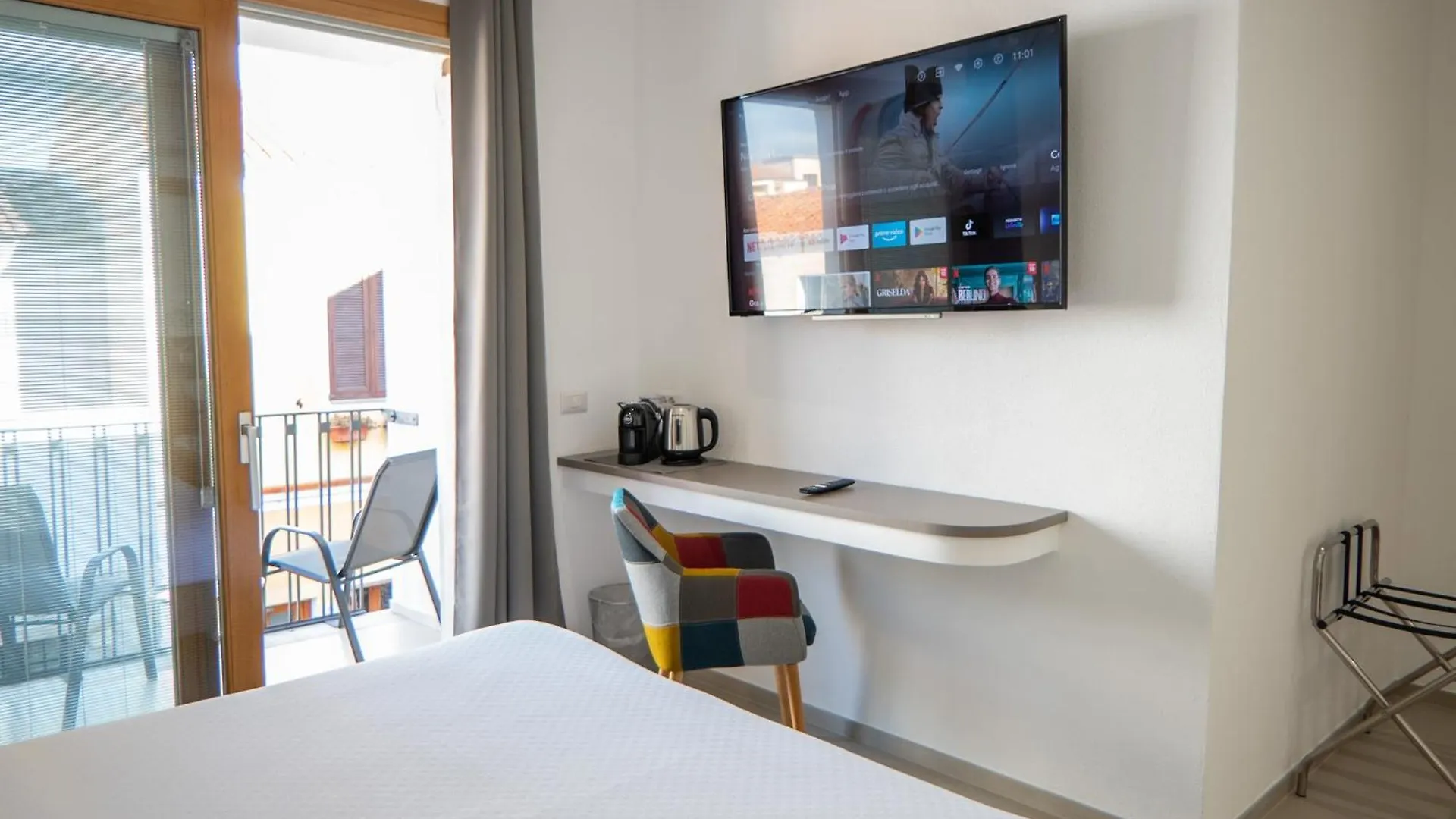 Nuova -Luxury Rooms & Apartment- Olbia Apartmán