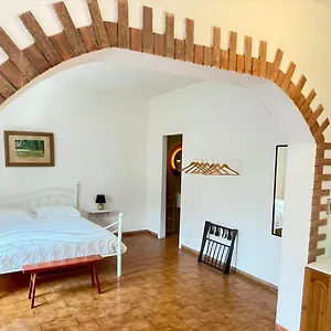  Apartment Stefania