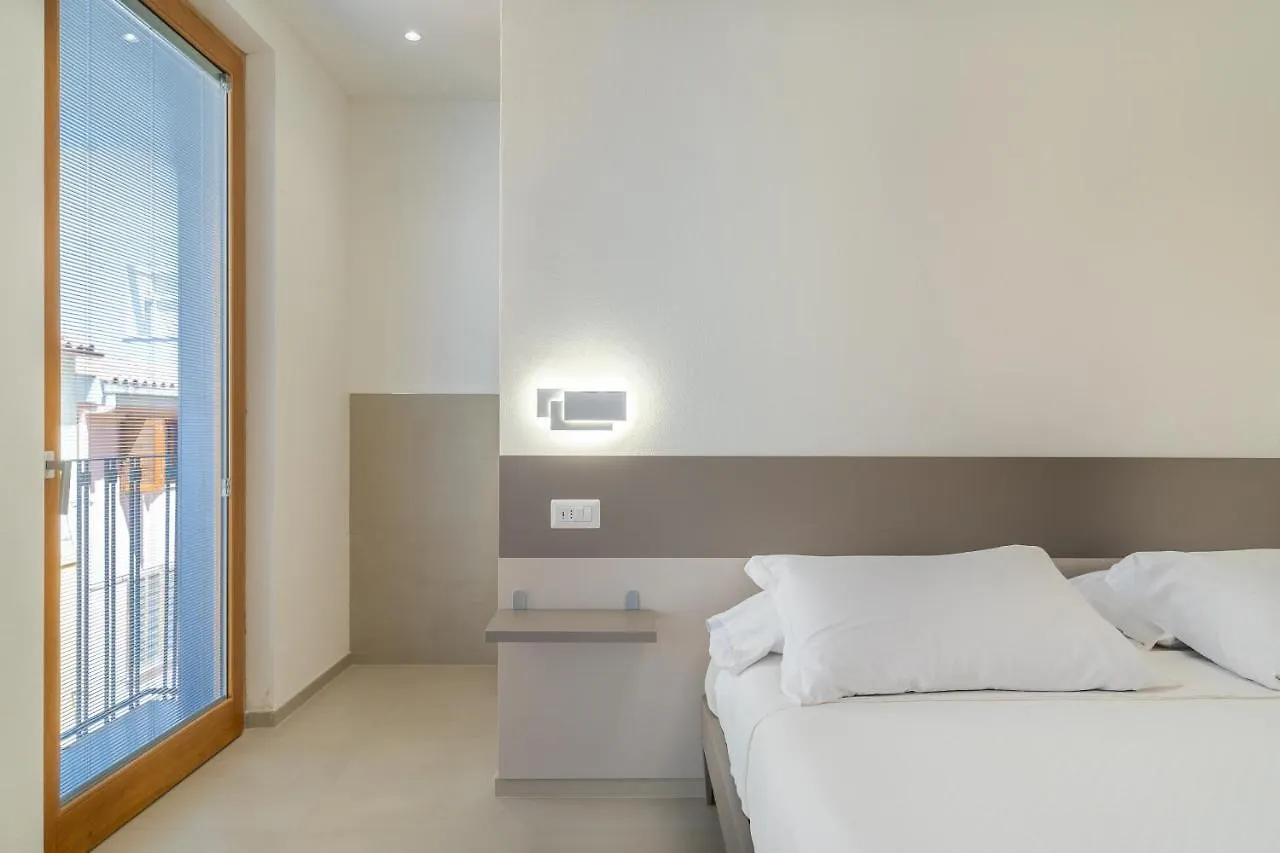 Nuova -Luxury Rooms & Apartment- Olbia